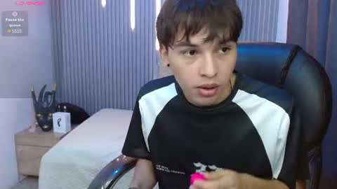 Stiwen online show from 07/15/26, 01:05