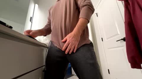 Snapshot of stlhotwifeguy chatting on 12/21/25, 08:05 stlhotwifeguy online show from 12/21/25, 08:05