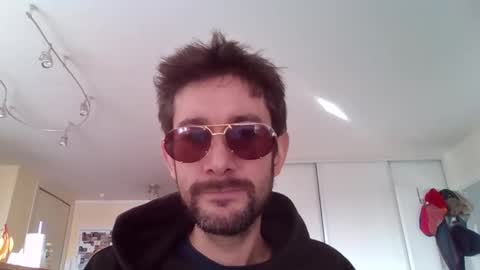 Julien9477 online show from 11/13/25, 09:52