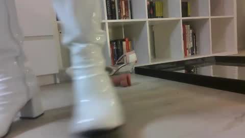 stockingsfan05607 online show from 12/13/24, 07:04