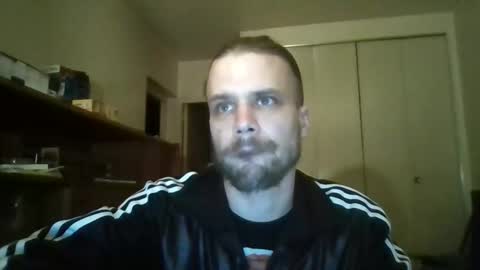 stockingsnfeet online show from 05/19/26, 09:43