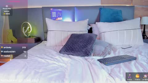 Stone Lee  online show from 01/08/25, 07:13