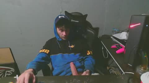 stonedpanda77 online show from 01/03/25, 03:38