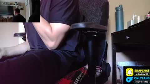 stoner394 online show from 05/12/26, 08:17