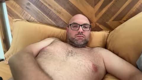 Snapshot of stoney8inches chatting on 03/08/26, 08:23 stoney8inches online show from 03/08/26, 08:23