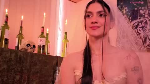 Liz online show from 10/13/25, 09:04