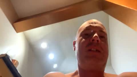 Stoodley22 online show from 10/07/25, 04:42