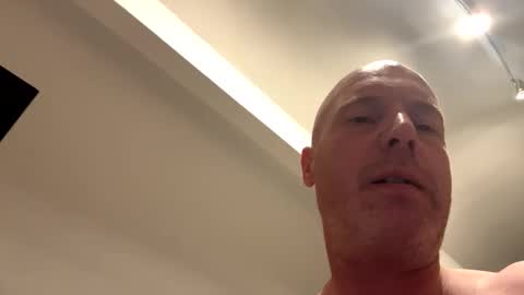 Stoodley22 online show from 04/20/26, 04:32