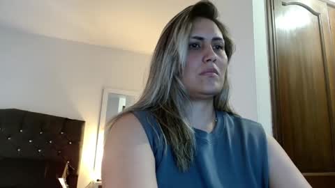 storm_hanks online show from 12/02/25, 02:28