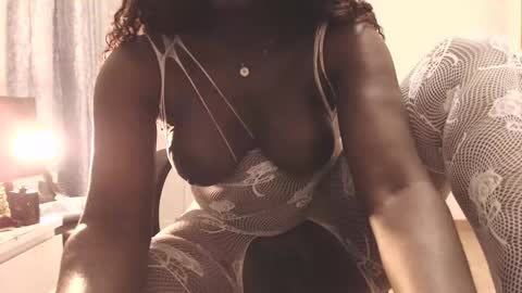 Snapshot of stormofpassion1 chatting on 03/07/25, 10:21 taira altair maturana online show from 03/07/25, 10:21