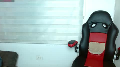 stormy_hot1 online show from 05/22/26, 11:54