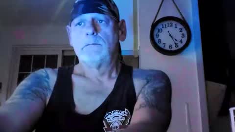 stormynorm14 online show from 12/21/24, 09:23