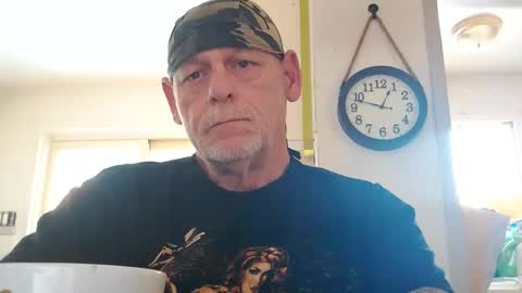 stormynorm14 online show from 12/25/24, 05:47