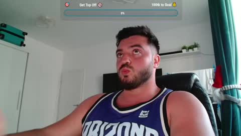 Snapshot of stoulmeu chatting on 04/16/26, 03:35 Jack online show from 04/16/26, 03:35