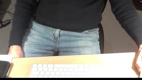 Dave online show from 11/25/25, 05:35