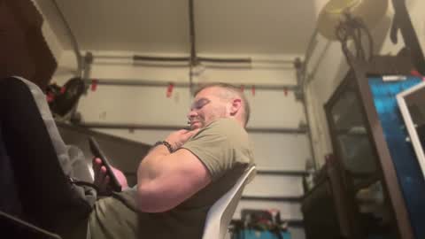 Snapshot of str8foryouguy chatting on 02/07/25, 05:10 Str8 online show from 02/07/25, 05:10