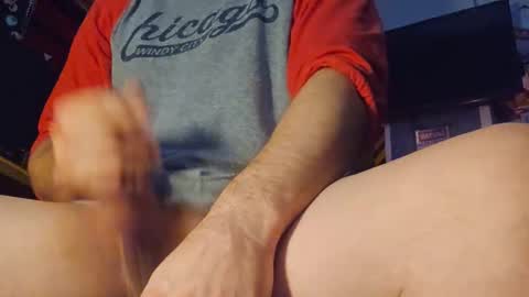 Snapshot of str8foryouguy chatting on 10/19/25, 05:46 Str8 online show from 10/19/25, 05:46