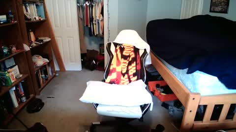 str8whiteboy21 online show from 02/25/25, 06:53