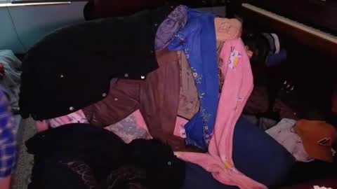 str8whiteboy21 online show from 10/24/25, 04:03