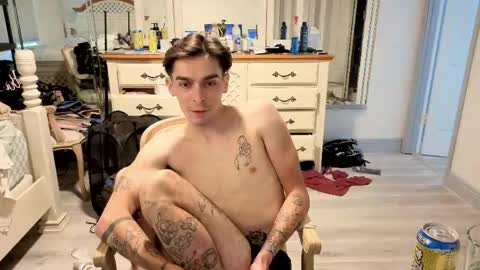 str8whiteboy21 online show from 05/09/26, 04:45