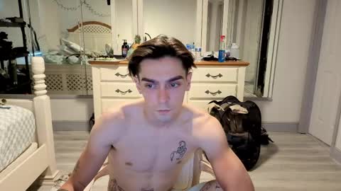 str8whiteboy21 online show from 05/11/26, 04:04