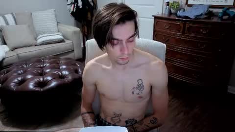 Snapshot of str8whiteboy21 chatting on 06/13/26, 05:38 str8whiteboy21 online show from 06/13/26, 05:38