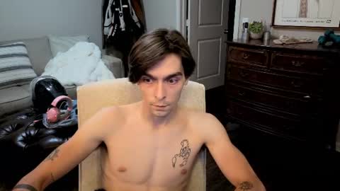Snapshot of str8whiteboy21 chatting on 06/20/26, 04:04 str8whiteboy21 online show from 06/20/26, 04:04