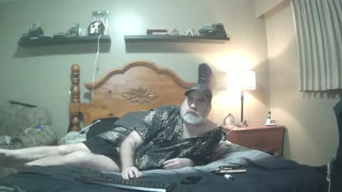 Straightbear4you online show from 02/27/25, 08:17