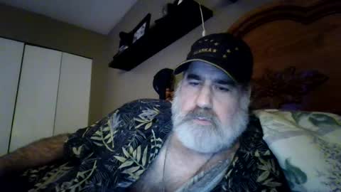 Snapshot of straightbear4you chatting on 06/29/26, 09:37 Straightbear4you online show from 06/29/26, 09:37