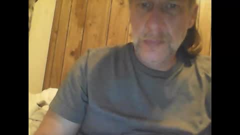 Snapshot of straightmaletouse chatting on 04/22/26, 05:10 straightmaletouse online show from 04/22/26, 05:10