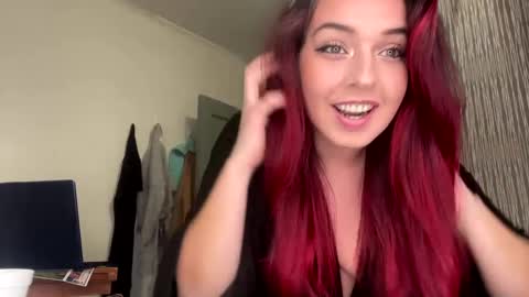 Snapshot of straightoutthetrailer chatting on 01/12/25, 04:21 lucille beatrice luficer call me lucy online show from 01/12/25, 04:21