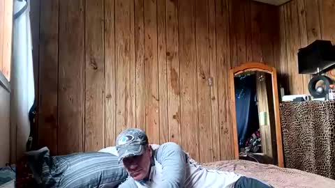 straighttoy online show from 01/13/26, 07:52