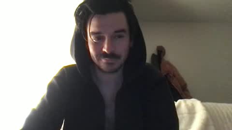 Snapshot of straitnarrow chatting on 04/09/26, 05:51 Strait n Narrow online show from 04/09/26, 05:51