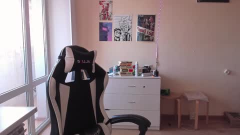 Snapshot of stralght_twinks chatting on 01/20/25, 11:13 Ray online show from 01/20/25, 11:13