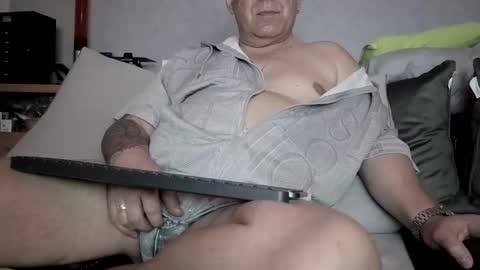 Stranger online show from 04/19/26, 09:17