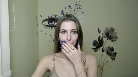 Snapshot of stranger_giirl chatting on 12/04/24, 01:09 Amalia online show from 12/04/24, 01:09