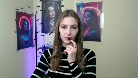 Snapshot of stranger_giirl chatting on 10/04/25, 07:06 Amalia online show from 10/04/25, 07:06