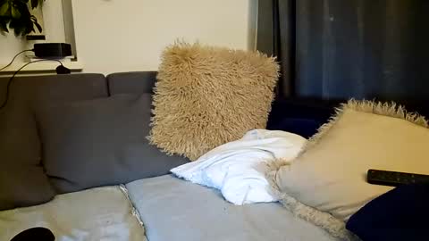 strangers29 online show from 12/07/24, 04:25