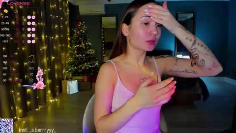 Laura online show from 12/25/24, 02:23