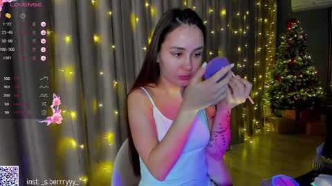 Laura online show from 01/03/25, 03:38