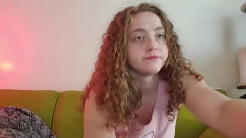 Strawberrylotsacake online show from 09/28/25, 02:33