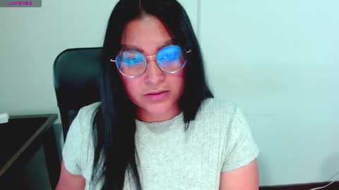 strawlux online show from 02/19/26, 06:53