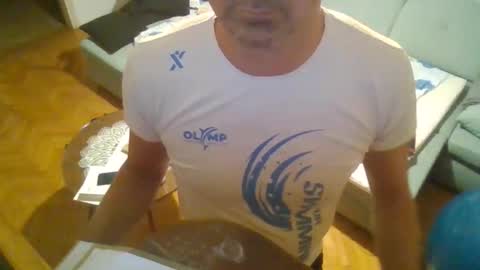 streaml1n3d online show from 04/18/26, 07:07