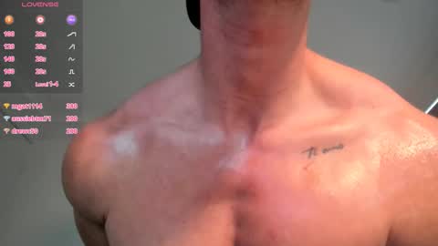 Snapshot of streatmeat chatting on 11/30/25, 12:47 streatmeat online show from 11/30/25, 12:47