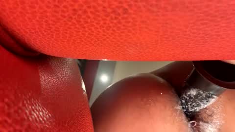 Snapshot of streetfl0w chatting on 11/22/25, 04:22 zak online show from 11/22/25, 04:22