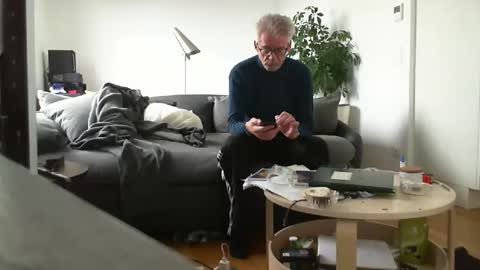 stremic online show from 10/25/25, 09:50