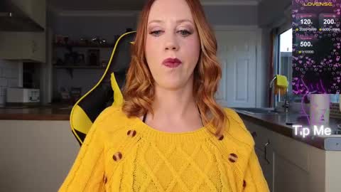 Snapshot of stripmequick chatting on 01/14/25, 10:27 Amorina online show from 01/14/25, 10:27