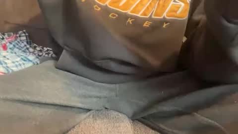 stroking33again online show from 12/17/25, 02:01