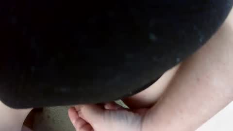 Snapshot of strokinky chatting on 09/13/25, 08:19 Diamond Hunter online show from 09/13/25, 08:19