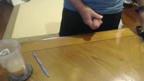 Snapshot of stromg2000 chatting on 12/27/24, 07:03 stromg2000 online show from 12/27/24, 07:03